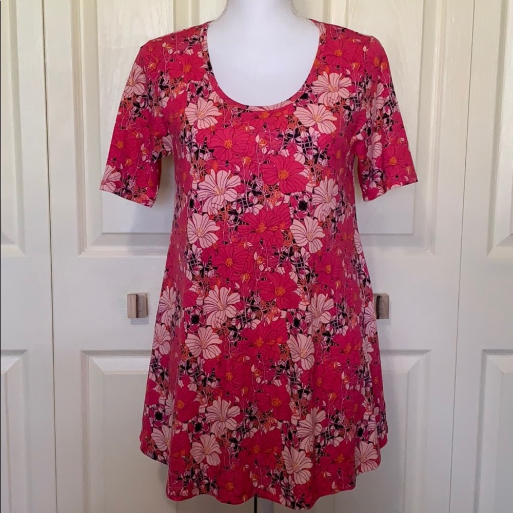 LuLaRoe Perfect T
